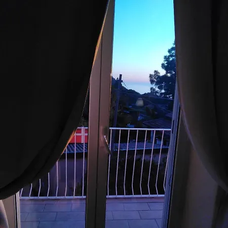Rosa Angrisano Bed & Breakfast *
