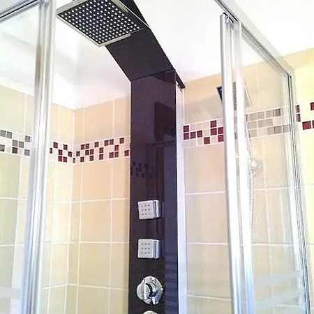 Alojamento de Acomodação e Pequeno-almoço Rosa Angrisano