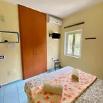 Rosa Angrisano 3*
