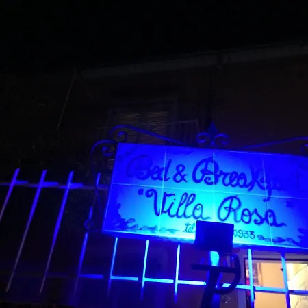 Rosa Angrisano Couette-café 3*