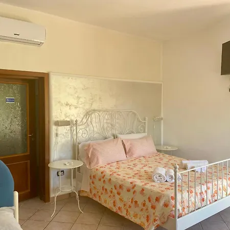Rosa Angrisano 3*