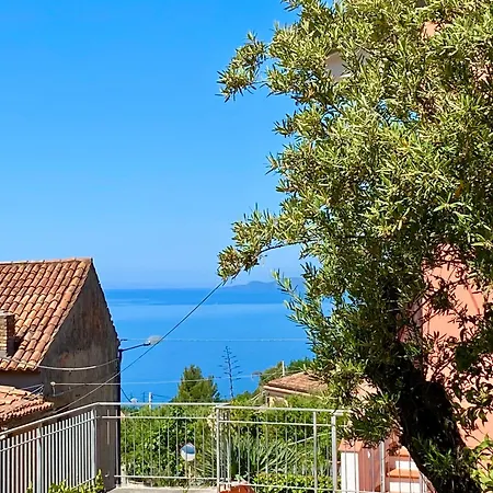 Bed and breakfast Rosa Angrisano 3*