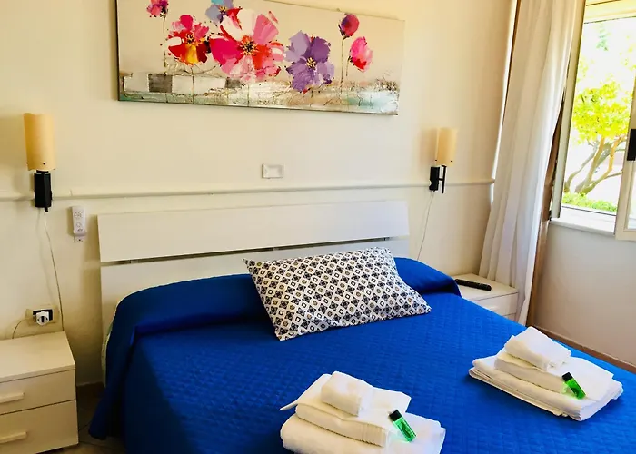 فندق مبيت وإفطار Rosa Angrisano 3*